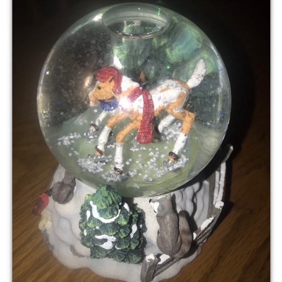 Breyer Horse "First Skate" Snow Globe (No Box). USED (Stored in Curio) - Picture 2 of 5